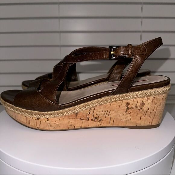 Prada Brown Leather Platform Wedges Size 8 (38) Great Condition 2 3/4” Heel. - Picture 8 of 11
